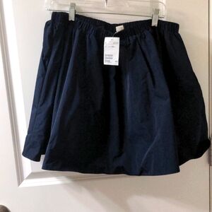 NWT H&M Navy Blue Skirt with Pockets NEW!